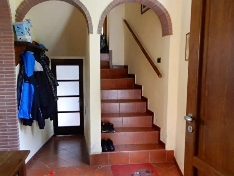 Immagine 3 di Villa in vendita  in Frazione Uccelli 27 a Caprile