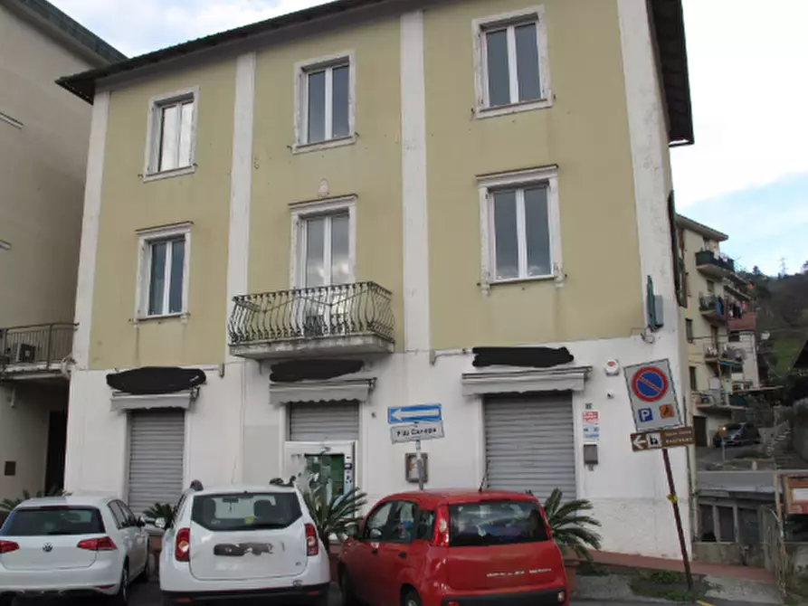 Immagine 5 di Magazzino in vendita  in Via Fratelli Canepa 48A a Serra Riccò