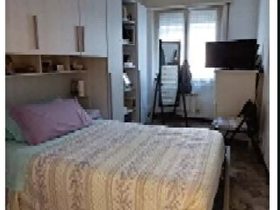 Immagine 5 di Pentalocale in vendita  in Via Fereggiano 30/7 a Genova