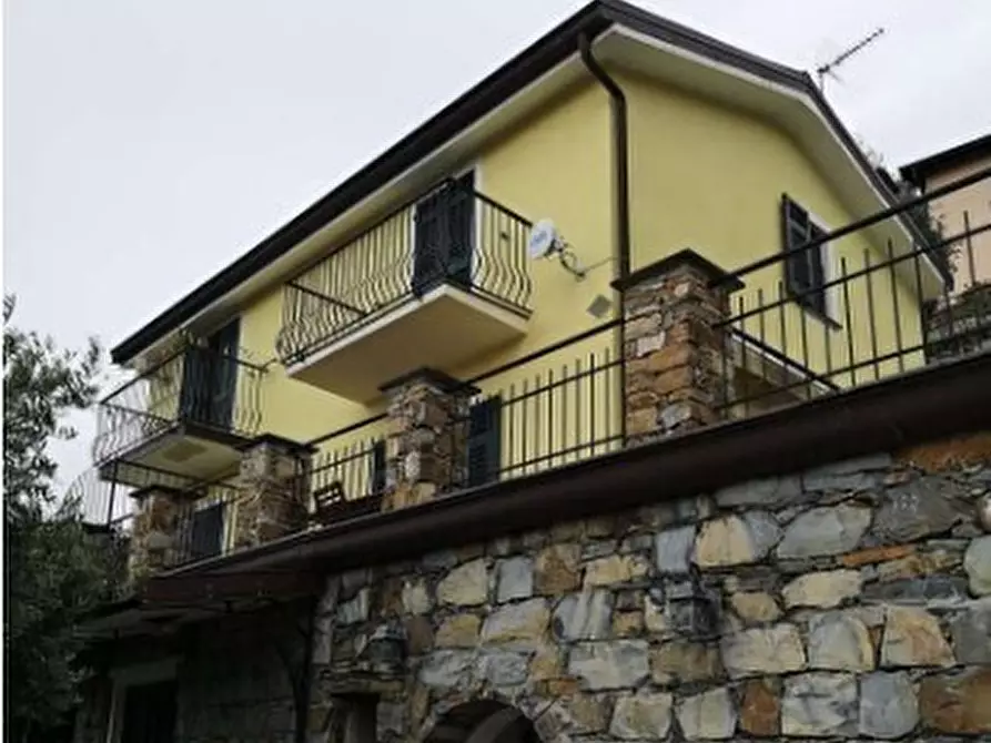 Immagine 1 di Porzione di casa in vendita  in Salita S. Giovanni 7 a Rapallo