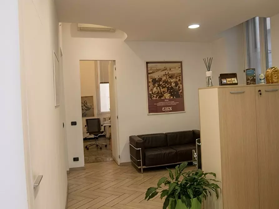 Immagine 7 di Ufficio in vendita  in Via XX Settembre 16 a Genova