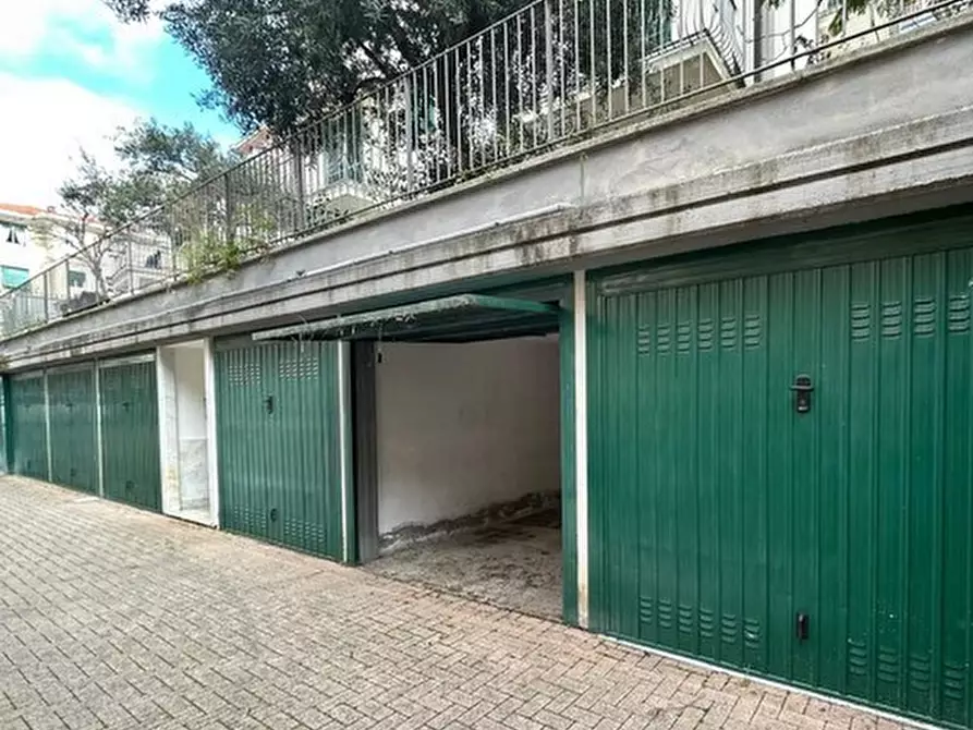 Immagine 9 di Trilocale in vendita  in Via Lamarmora 50 a San Remo