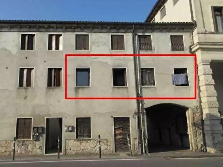 Immagine 1 di Quadrilocale in vendita  in Viale Riviera Berica 78 a Vicenza