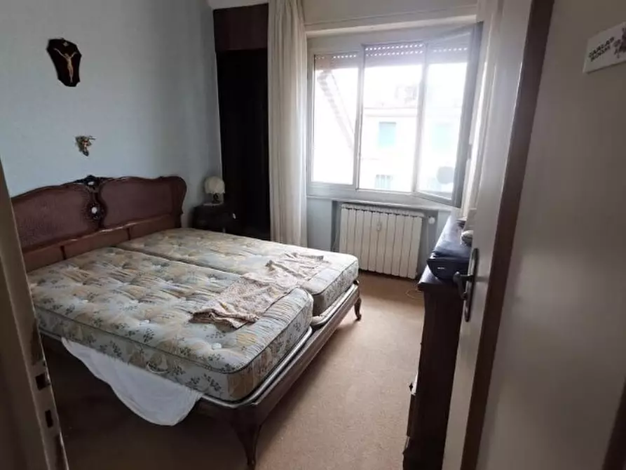 Immagine 7 di Pentalocale in vendita  in Via Giovanni Amendola 1A a Genova