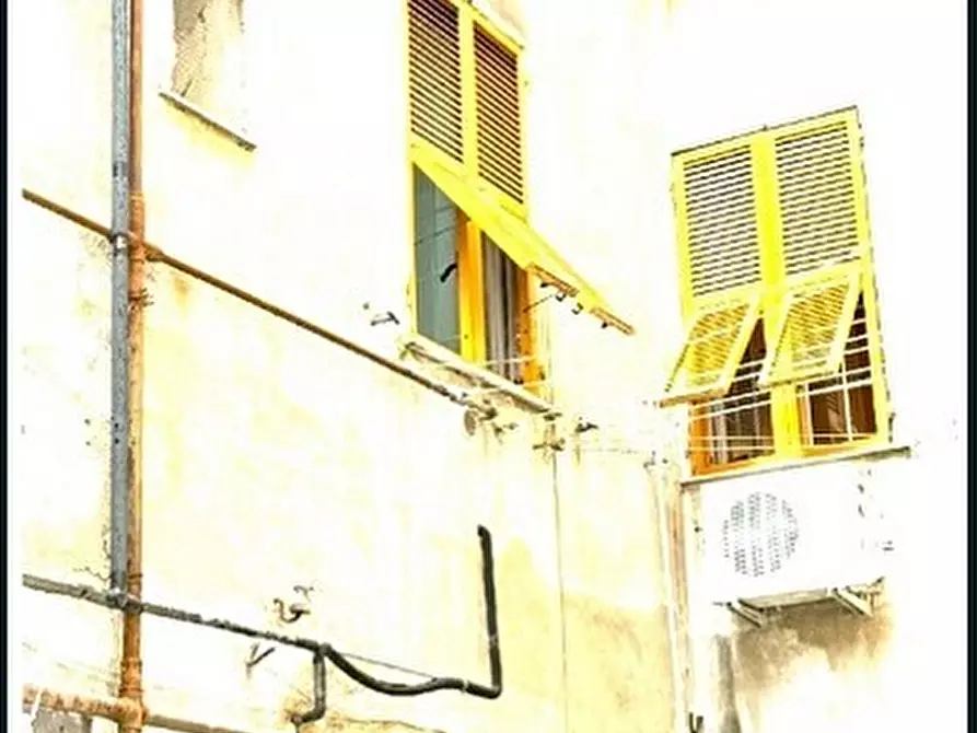 Immagine 7 di Pentalocale in vendita  in Via Merano 25 a Genova