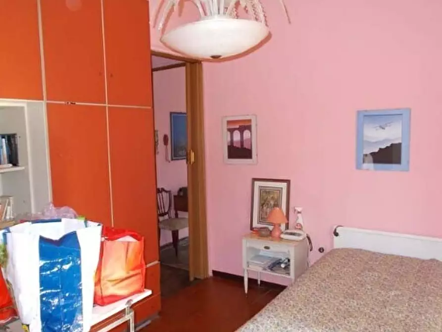 Immagine 5 di Pentalocale in vendita  in Via Vittorio Veneto 45 a Ponti