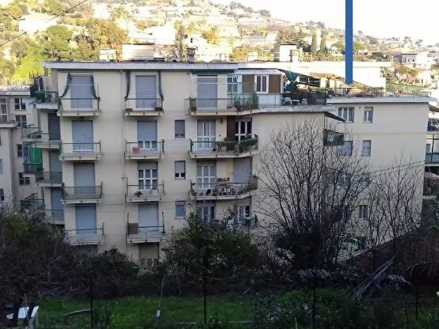 Immagine 1 di Quadrilocale in vendita  in Via Giacomo Margotti 26 a San Remo