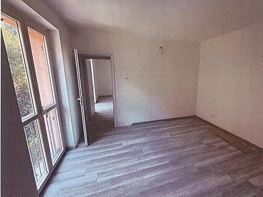 Immagine 5 di Quadrilocale in vendita  in Via Campo Poggio 2 a Serra Riccò