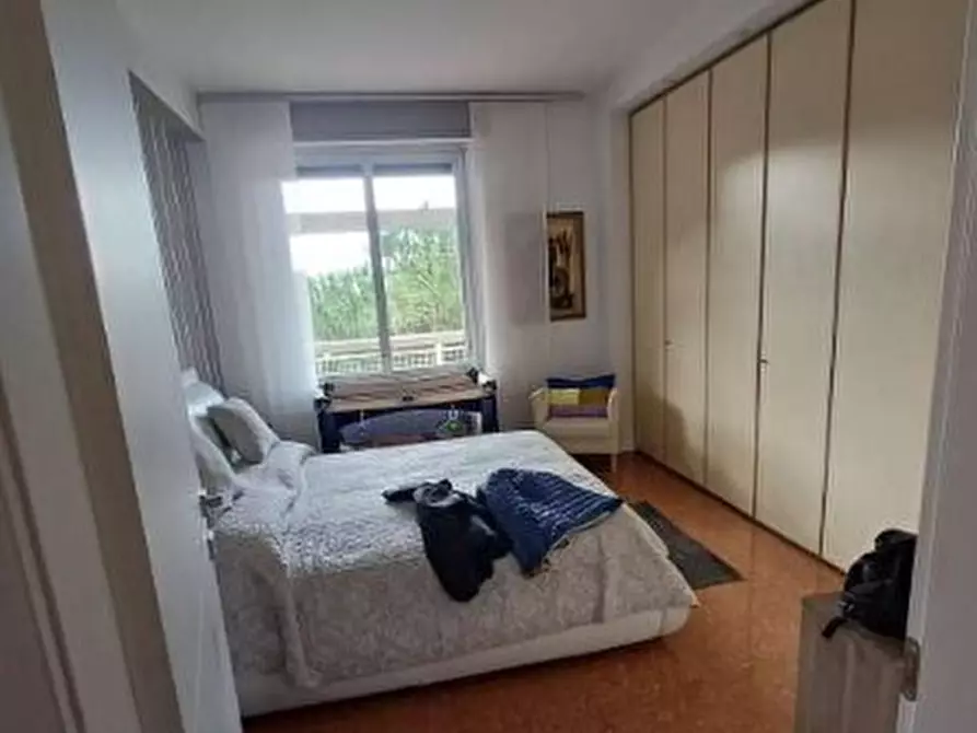 Immagine 7 di Pentalocale in vendita  in Via Lamberto Loria 261/4 a Genova