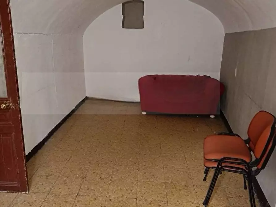 Immagine 5 di Pentalocale in vendita  in Via Genova 14 a Vallebona