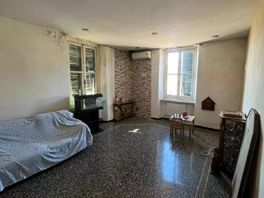Immagine 5 di Pentalocale in vendita  in Via Carnia 57/8 a Genova