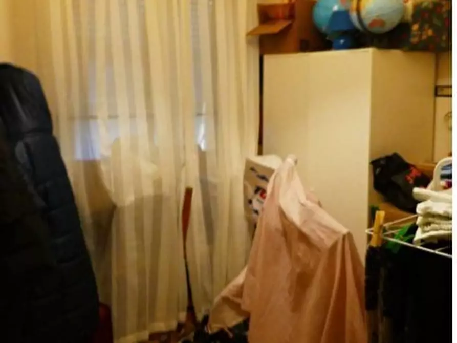 Immagine 7 di Pentalocale in vendita  in Via Zuccarello 85 a Genova