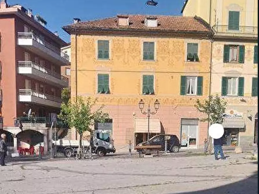 locale di sgombero in vendita a Torriglia