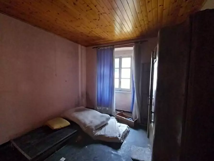 Immagine 4 di Pentalocale in vendita  in Via Fieschi 2 a Montoggio