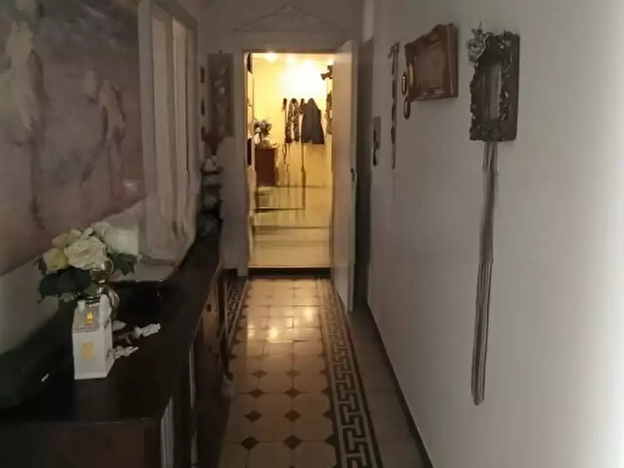 Immagine 2 di Pentalocale in vendita  in Via XX Settembre 186 a La Spezia