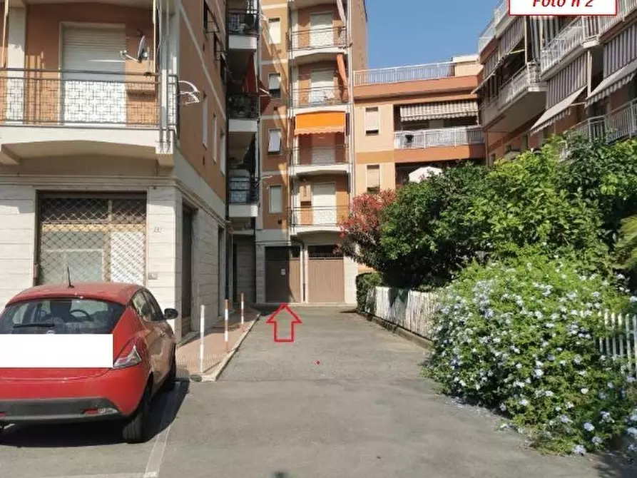 Immagine 1 di Garage in vendita  in Via Galileo Galilei snc a Albenga