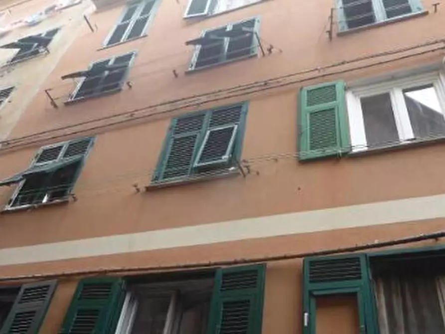 Immagine 1 di Quadrilocale in vendita  in Via Caderiva 30/9 a Genova