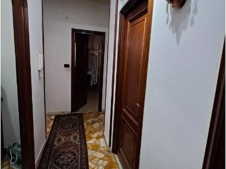 Immagine 3 di Pentalocale in vendita  in Viale Virginia Centurione Bracelli 44a a Genova