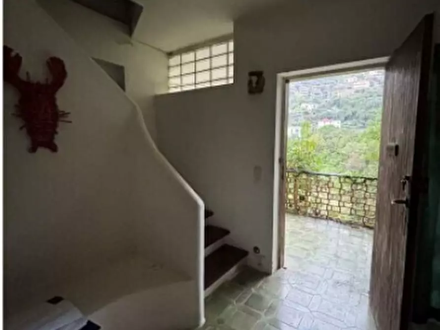 Immagine 5 di Pentalocale in vendita  in Via Parco Tigullio 20 a Zoagli