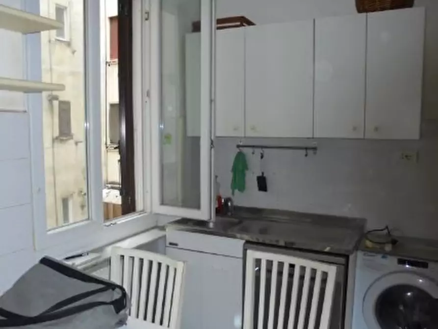 Immagine 6 di Pentalocale in vendita  in Via Fereggiano 185 a Genova