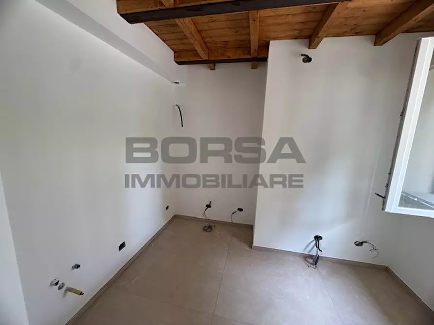 Immagine 4 di Quadrilocale in vendita  in Via delle Sorgenti 402 a Livorno