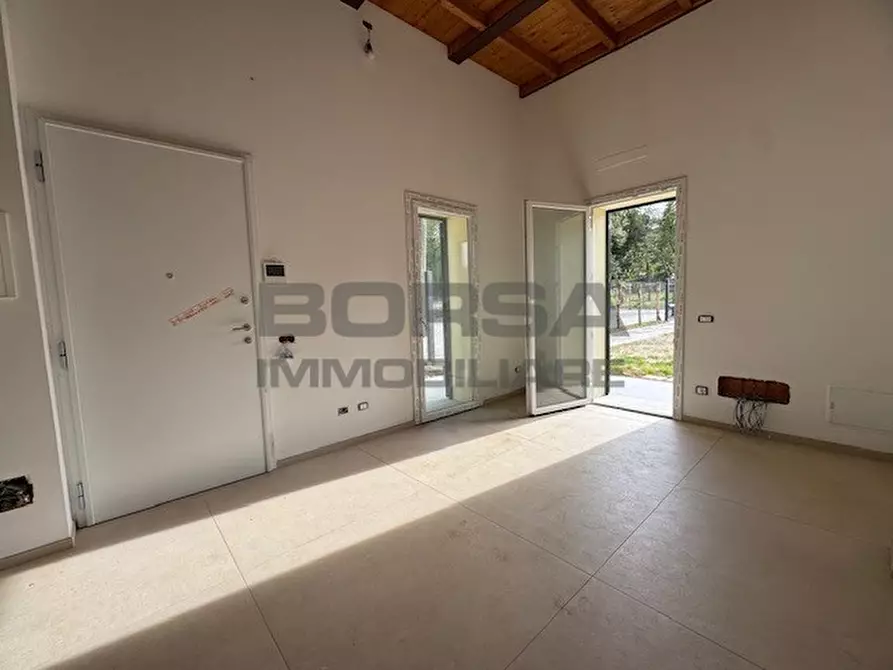 Immagine 6 di Appartamento in vendita  in Via delle Sorgenti 402 a Livorno