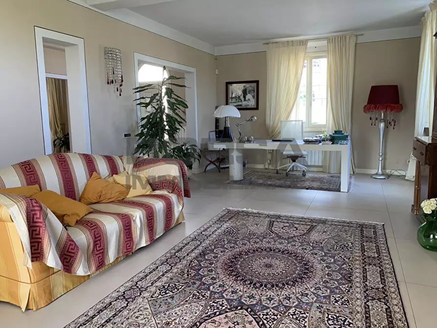 Immagine 49 di Villa in vendita  in Via della chiesa 10 a Cascina