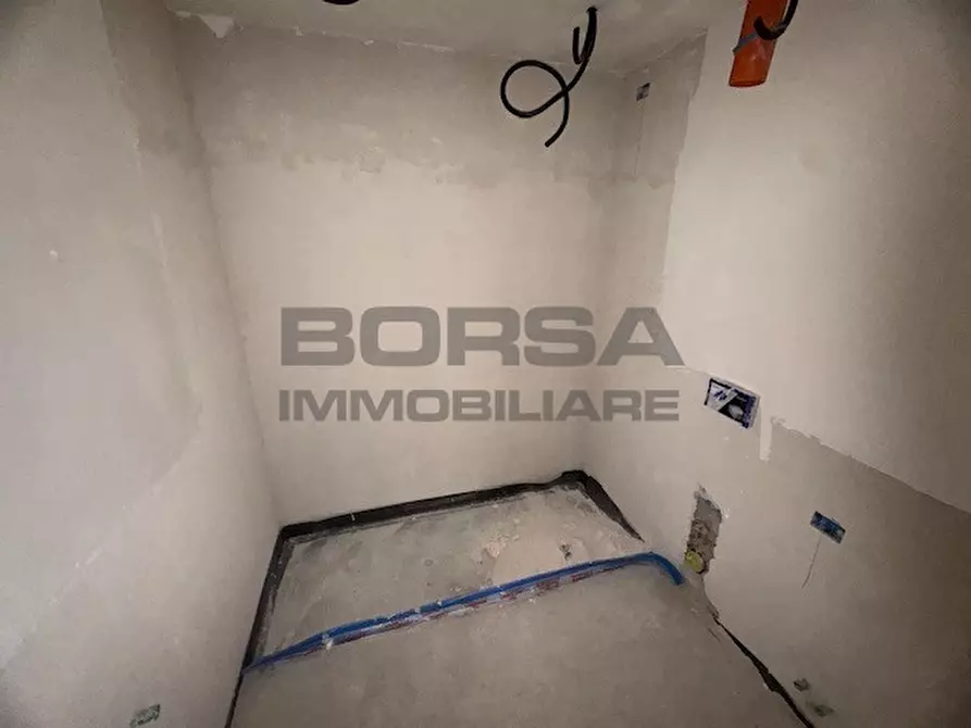 Immagine 3 di Pentalocale in vendita  in Via Ombrosa 8 a Livorno