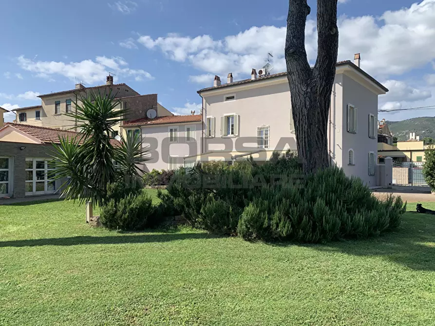 Immagine 5 di Villa in vendita  in Via della chiesa 10 a Cascina