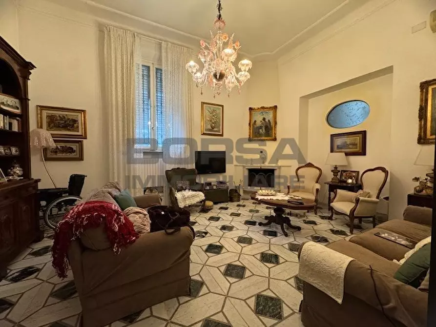 Immagine 16 di Casa bifamiliare in vendita  in Via Giovanni Marradi 118 a Livorno