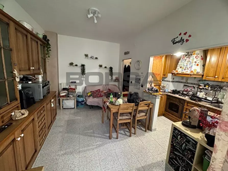 Immagine 3 di Trilocale in vendita  in Via Giovanni Giolitti 2 a Livorno