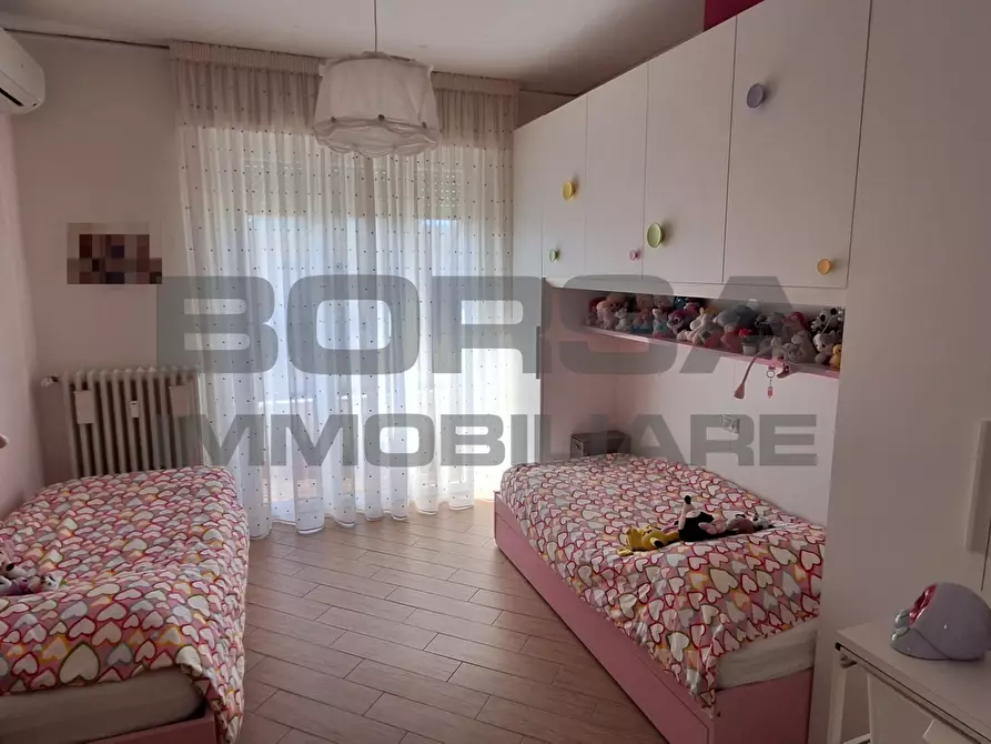 Immagine 12 di Pentalocale in vendita  in via Adriano Cecioni a Livorno