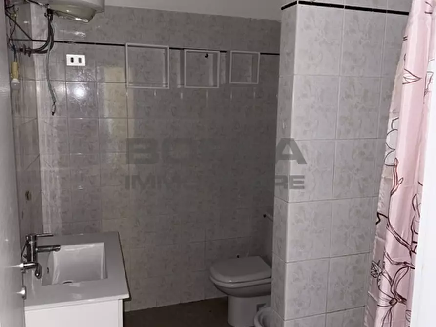 Immagine 10 di Bilocale in vendita  in Via Fagiuoli 6 a Livorno