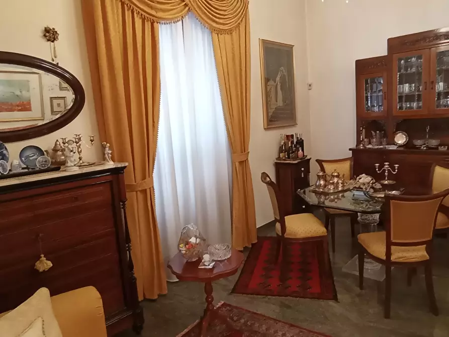Immagine 9 di Casa indipendente in vendita  a Ragusa