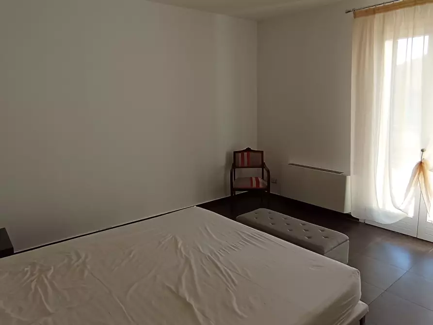 Immagine 17 di Pentalocale in affitto  a Ragusa