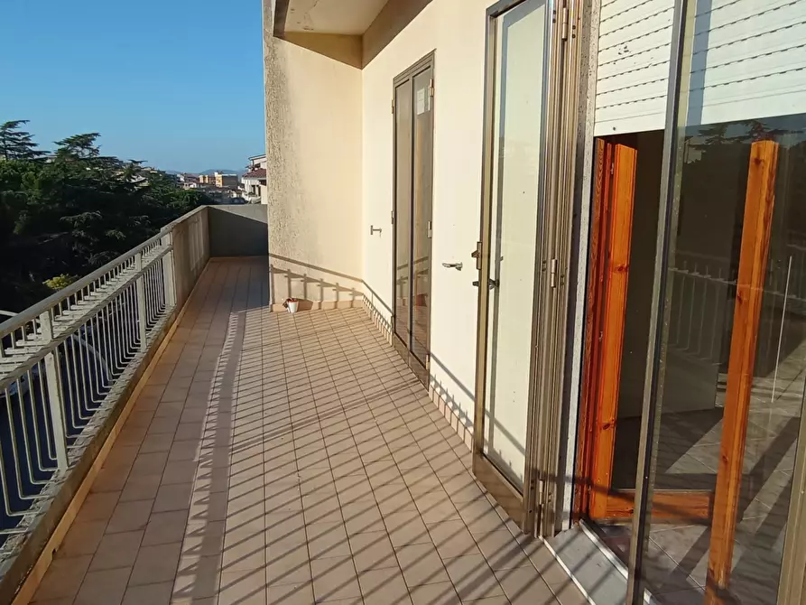 Immagine 21 di Pentalocale in affitto  a Ragusa