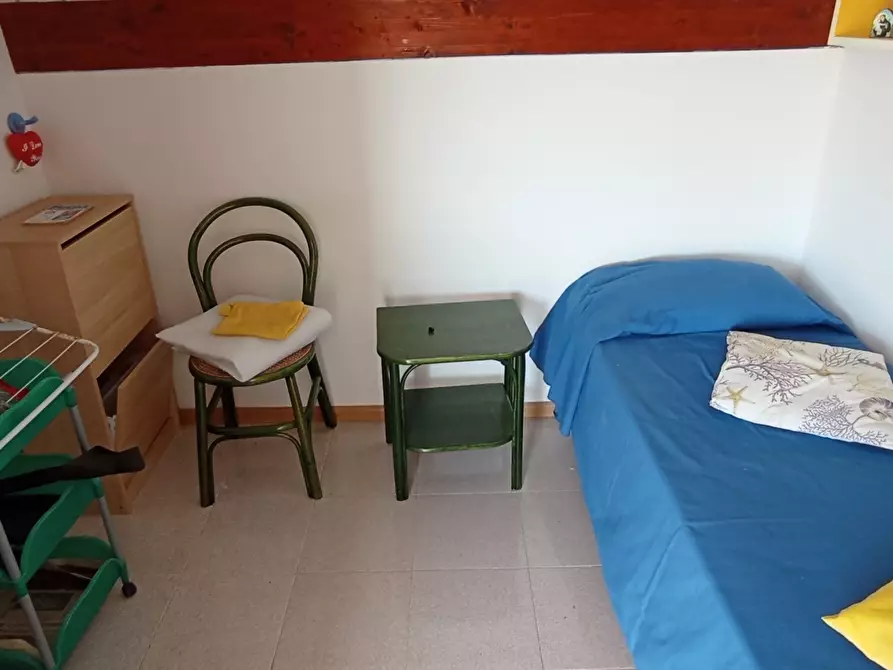 Immagine 12 di Mansarda in affitto  a Ragusa