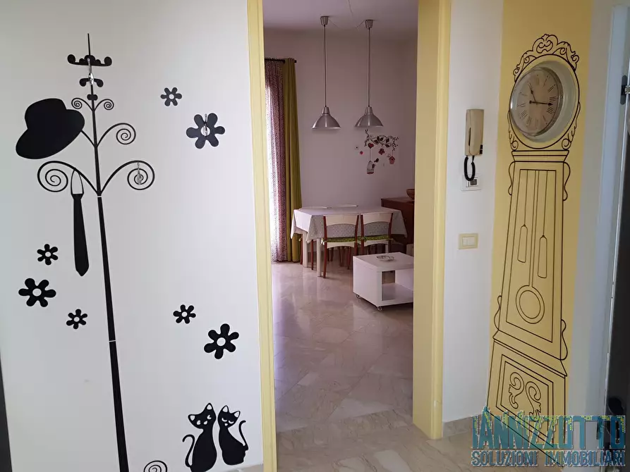 Immagine 13 di Bilocale in affitto  a Ragusa