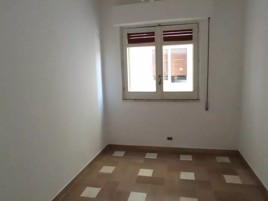 Immagine 15 di Pentalocale in vendita  a Ragusa