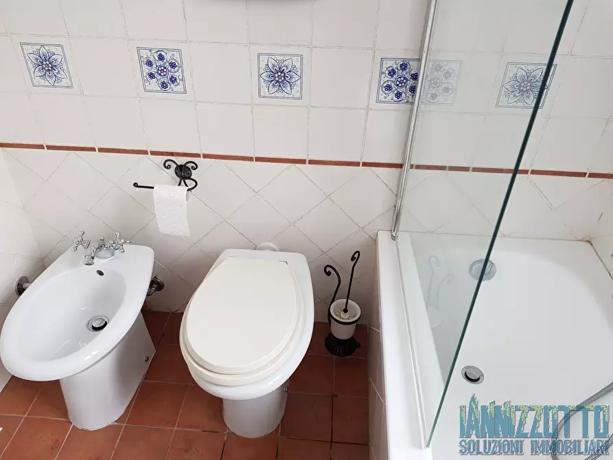 Immagine 12 di Bilocale in affitto  a Ragusa