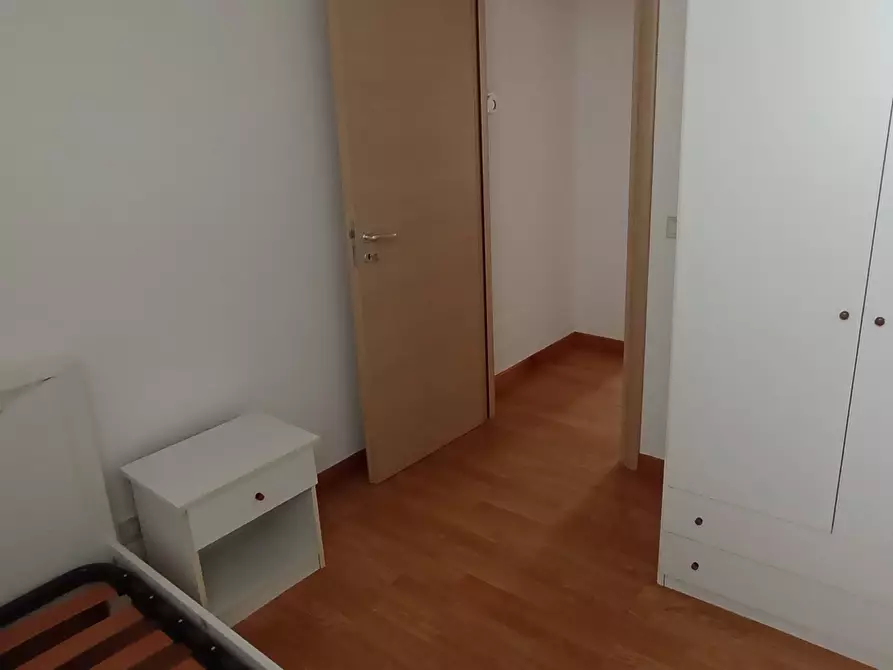 Immagine 10 di Quadrilocale in affitto  a Ragusa