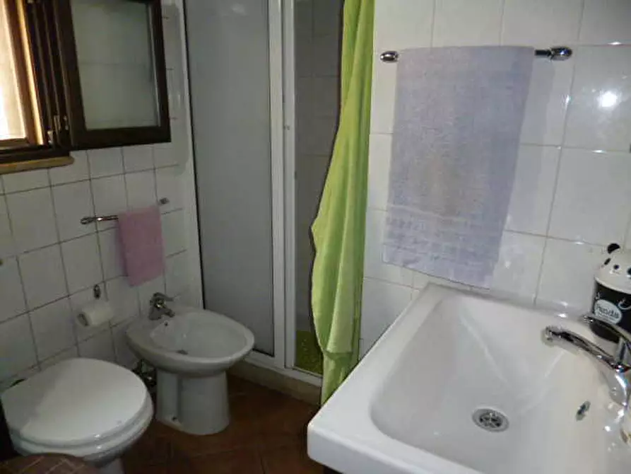 Immagine 12 di Casa indipendente in affitto  a Ragusa