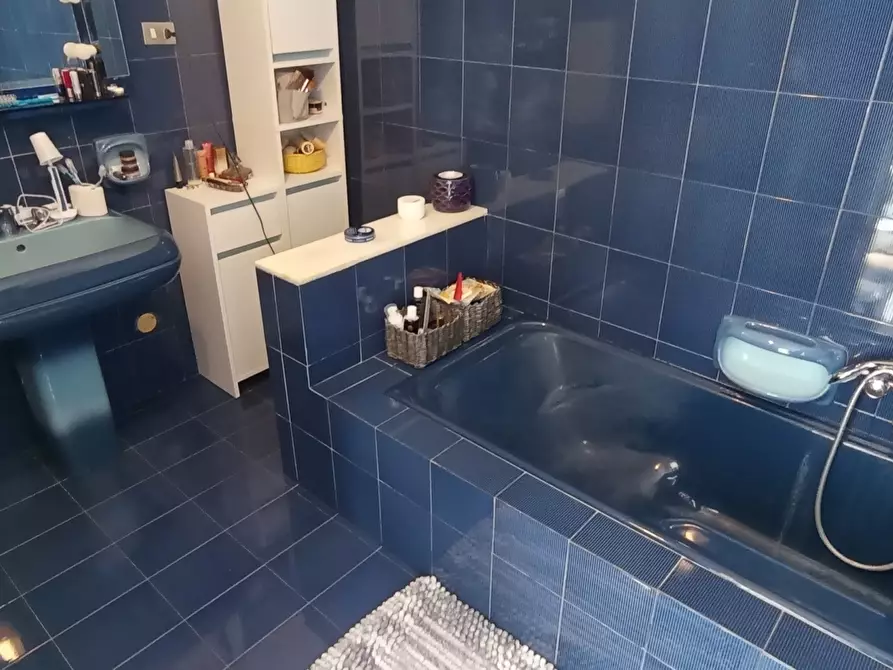 Immagine 14 di Pentalocale in vendita  a Ragusa