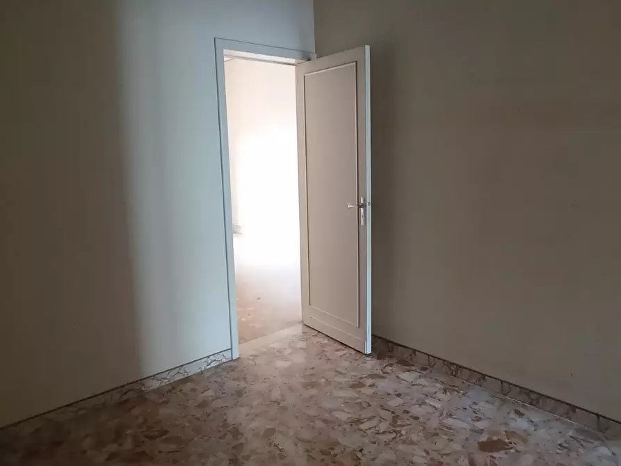 Immagine 5 di Quadrilocale in affitto  a Ragusa