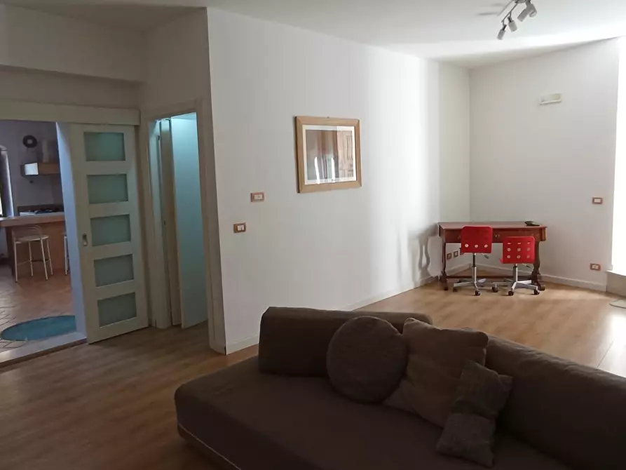 Immagine 3 di Casa indipendente in vendita  a Chiaramonte Gulfi