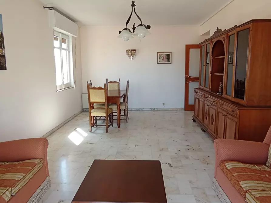 Immagine 3 di Pentalocale in vendita  a Ragusa