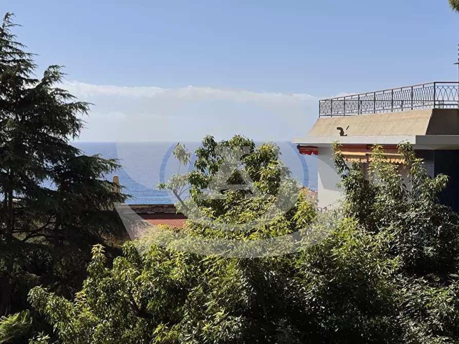 Immagine 1 di Bilocale in vendita  in Via Hope 10 a San Remo