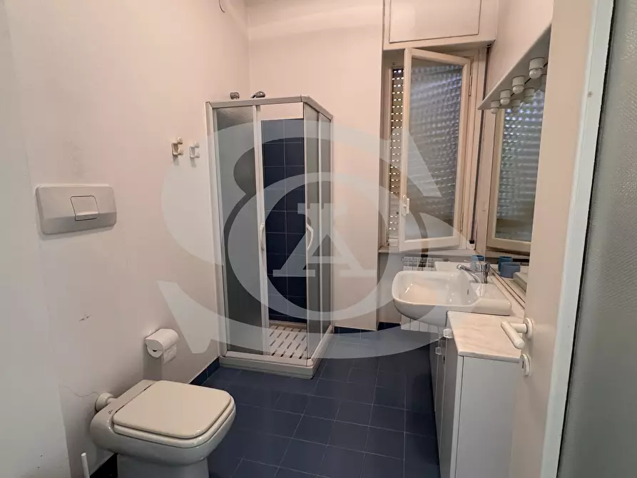 Immagine 19 di Quadrilocale in vendita  in Corso degli Inglesi 539 a San Remo