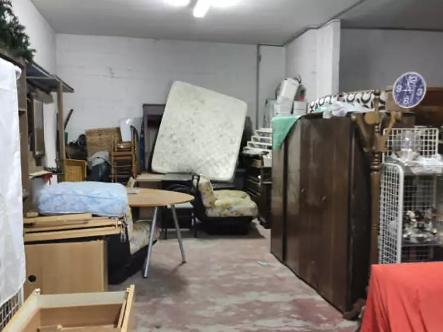 Immagine 2 di Magazzino in vendita  a Bertinoro