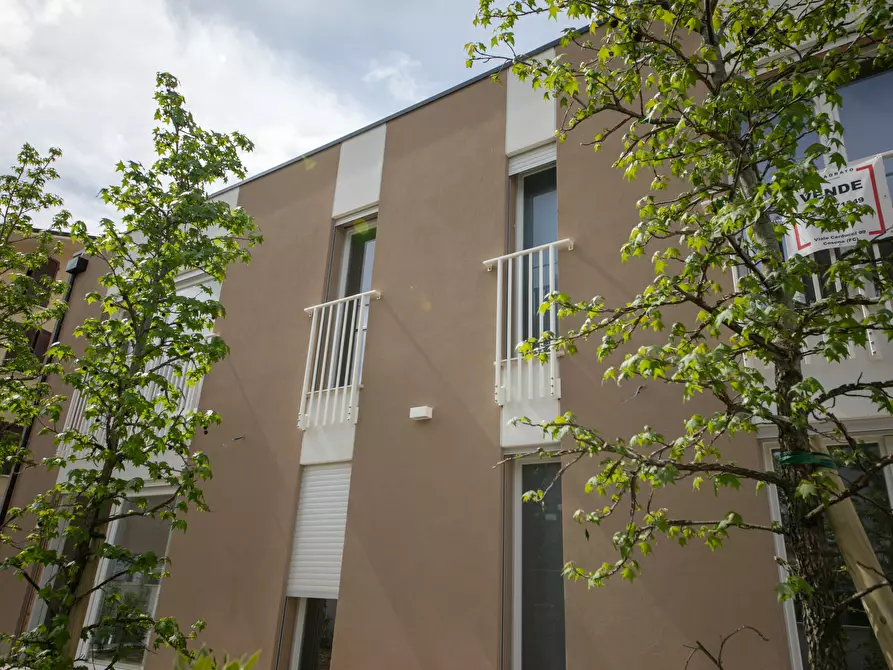 Immagine 52 di Quadrilocale in vendita  in Via L. C. Farini 291 a Cesena